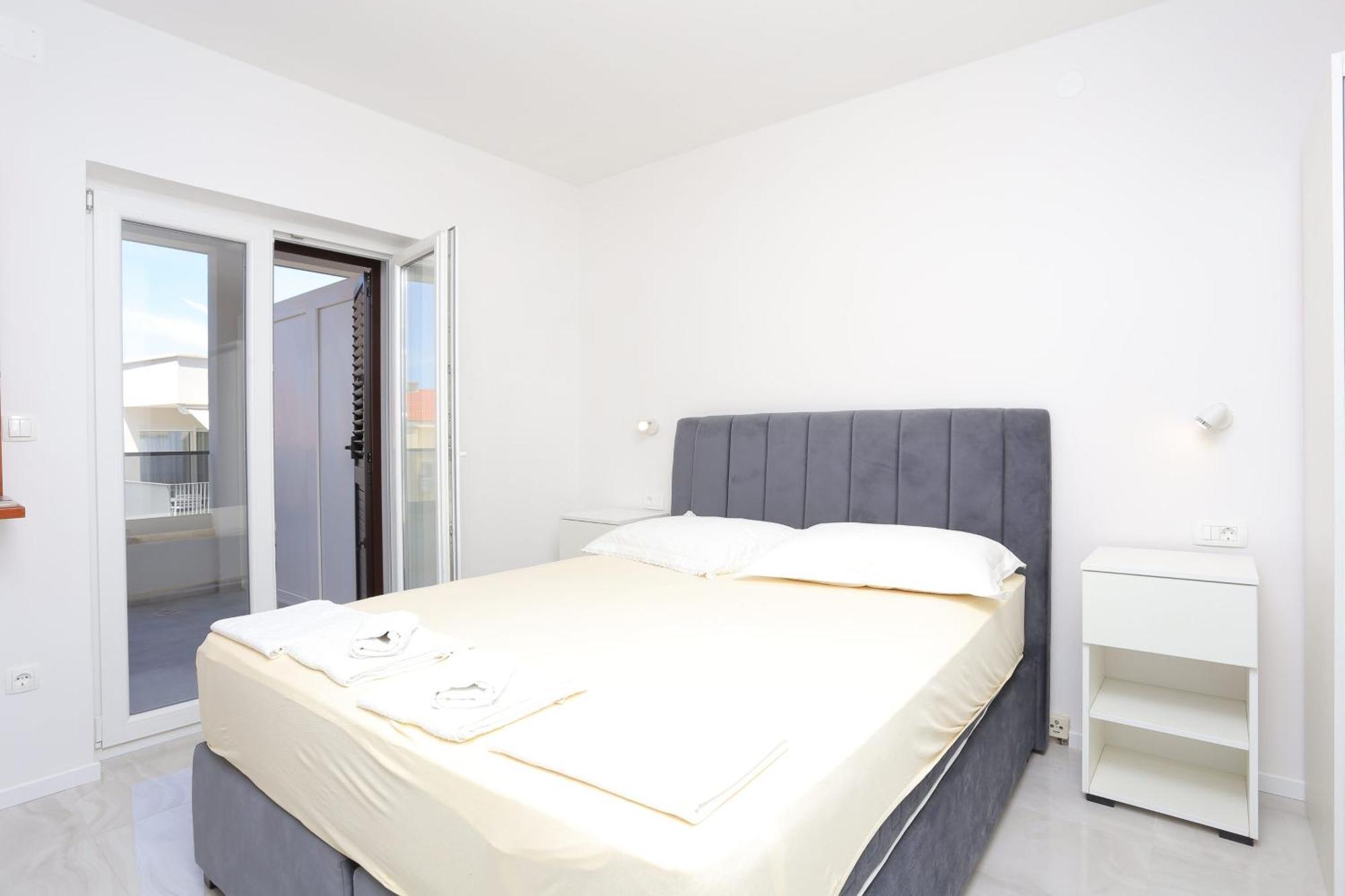 Apartments With A Parking Space Baska Voda, Makarska - 6773 Buitenkant foto