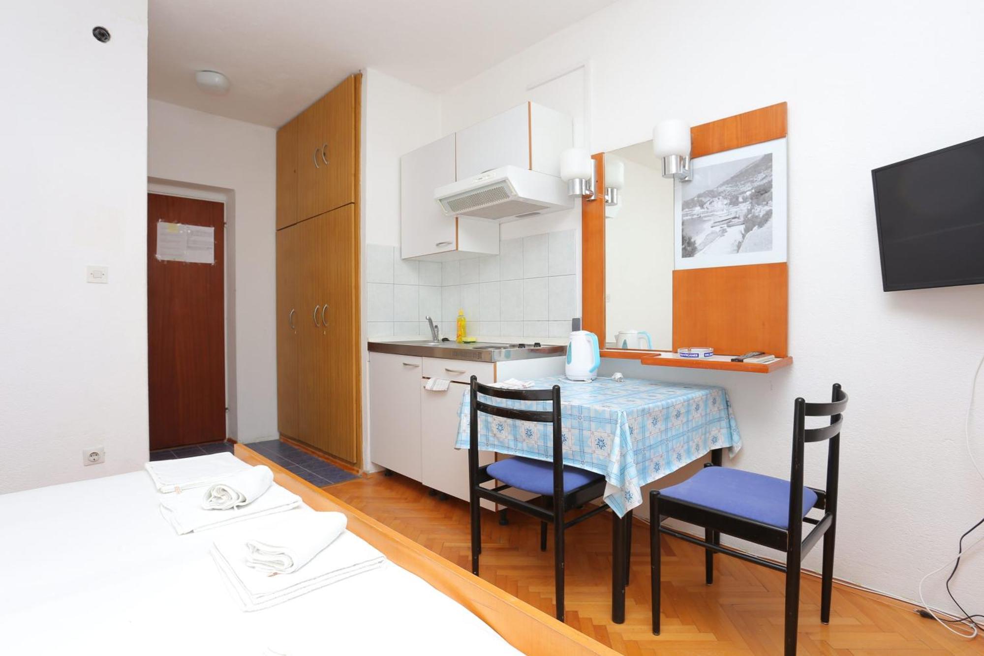 Apartments With A Parking Space Baska Voda, Makarska - 6773 Buitenkant foto
